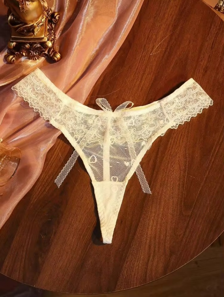 Divavoom 1 Pc Fashion Lace Women Thong